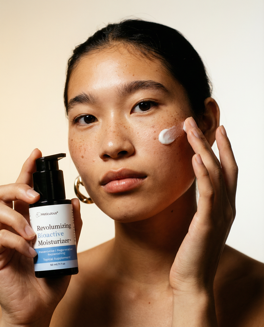 Revolumizing Bioactive Moisturizer Volume & Lift Support key ingredients highlighted