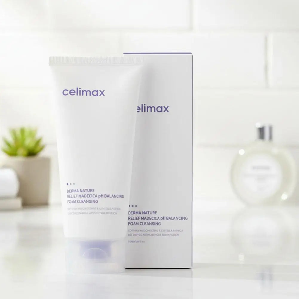 Weak Acid pH-Balance Foam Facial Cleanser how-to-use step
